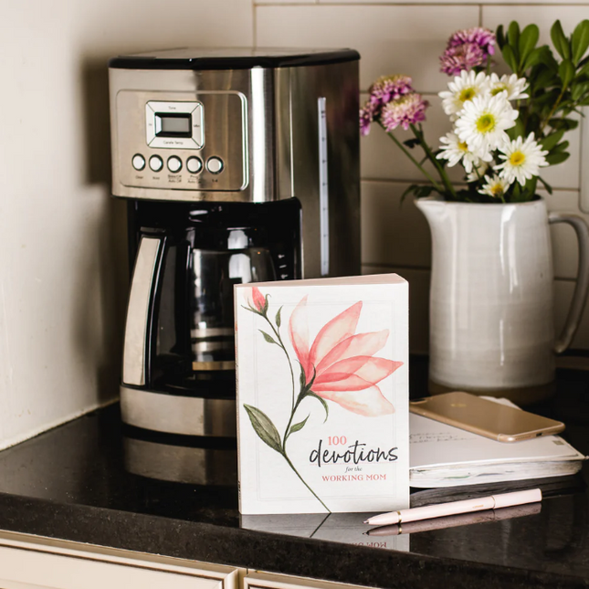 100 Devotions for Working Moms image 0