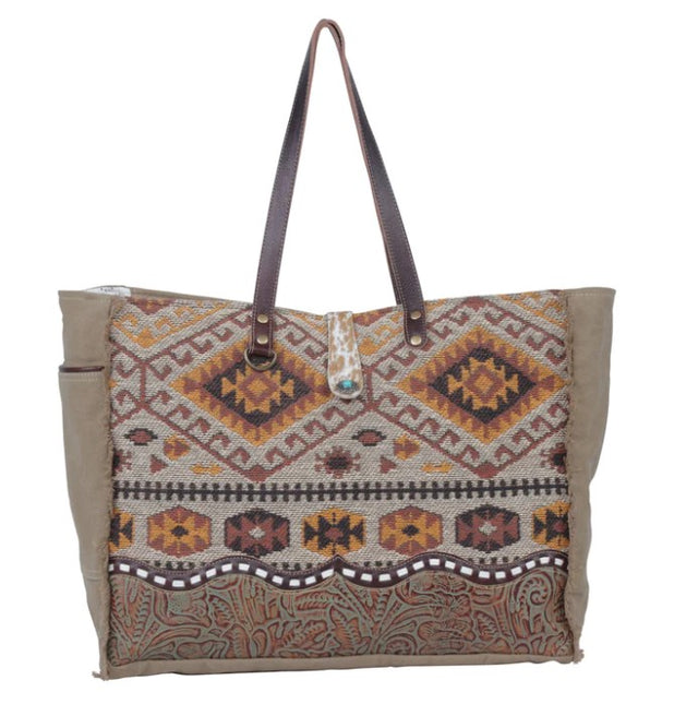 Aztec Weekender image 0