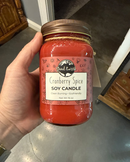 Good Earth 16 oz Candle