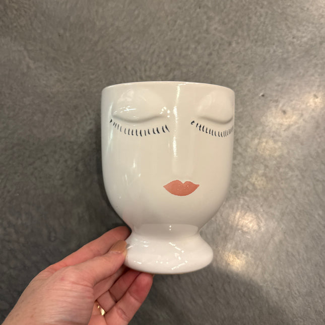Small Selfie Pot