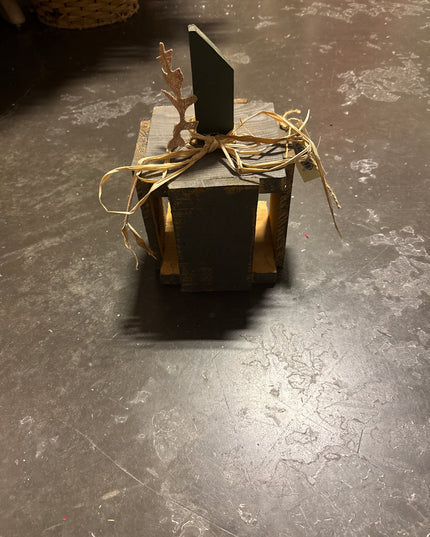 Wood Crate Pumpkin
