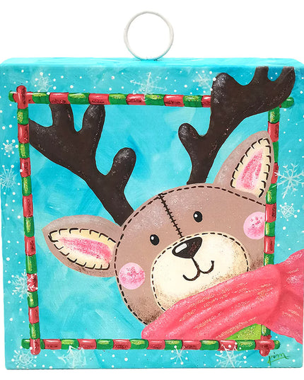 Mini Art Peeking Deer