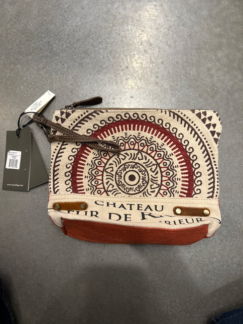 Fleur de Rigaud Pouch by Myra