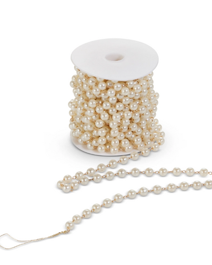 Pearl Garland on spool 10 yards