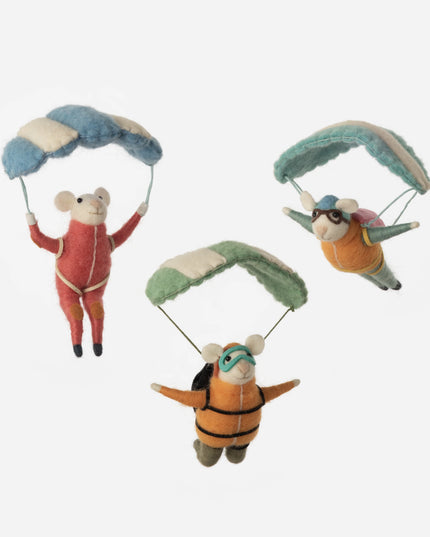 Parasailing Ornament