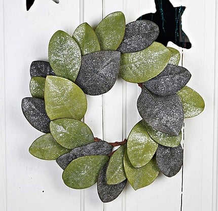 Magnolia Wreath Vintage