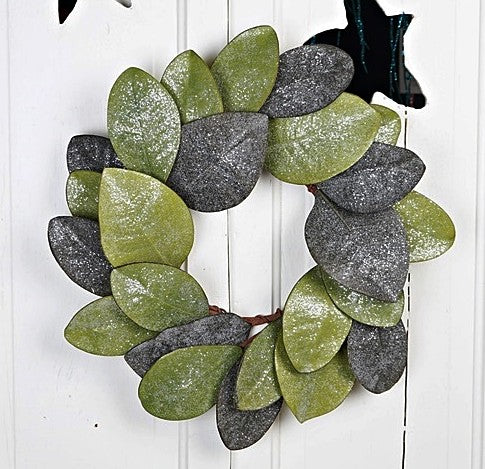 Magnolia Wreath Vintage