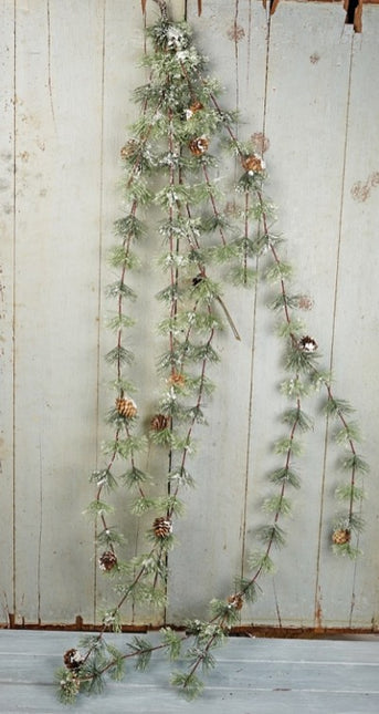 4' Snowy Farmhouse Curtain Garland