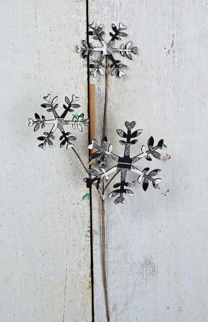 14" Black White Plaid Snowflake Pick