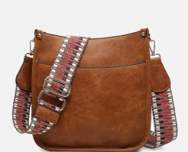 Chloe Crossbody by Jen & Co