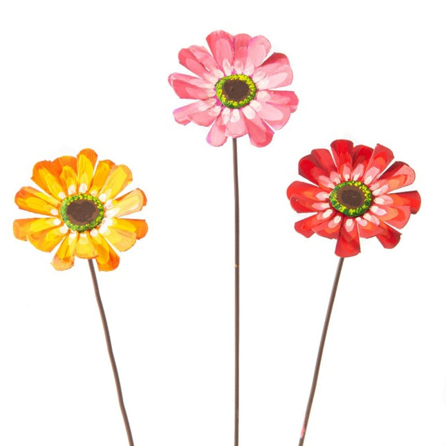 Zinnia Stakes by The Round Top Collection