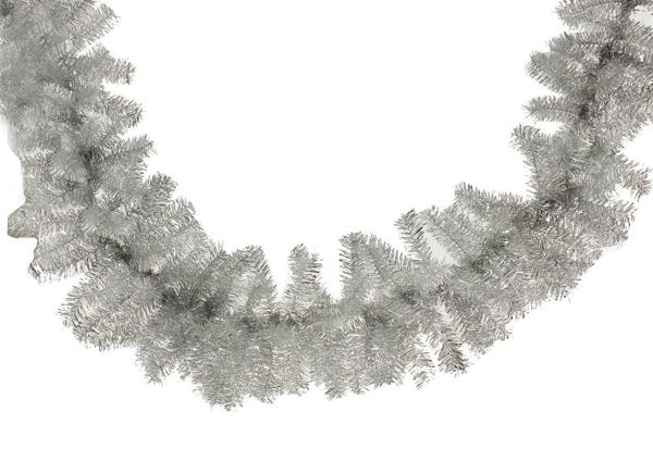 9'L x 12"W Garland W/260 Tips