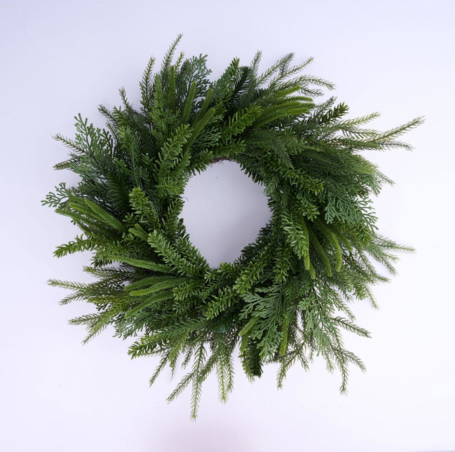 24" Mixed Evergreen Wreath