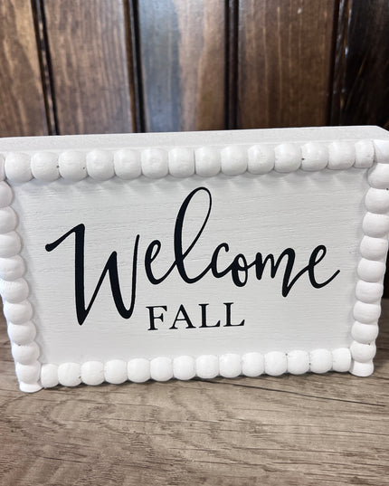Welcome Fall Sign image 0