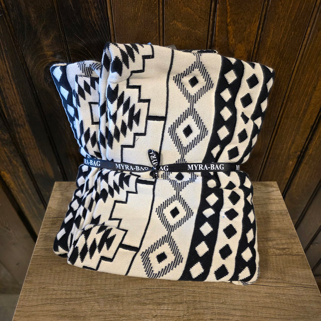 Azteca Ridge Throw